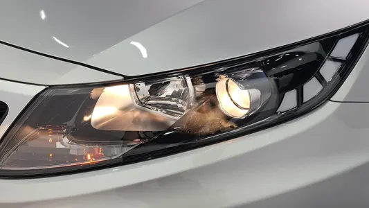 Kia K5 LPI 2010 23