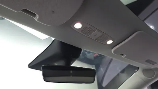 Tesla Y AWD 2022 29