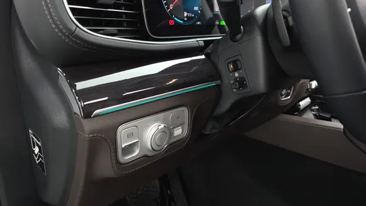 Mercedes-Benz GLE-Class W167 GLE300d 4MATIC 2023 29