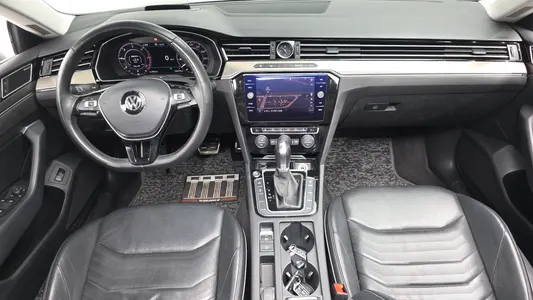 Volkswagen 아테온 2.0 TDI 2019 6