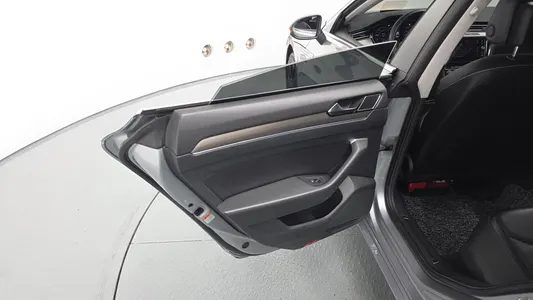 Volkswagen 아테온 2.0 TDI 2019 25