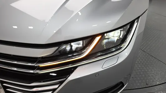 Volkswagen 아테온 2.0 TDI 2019 22