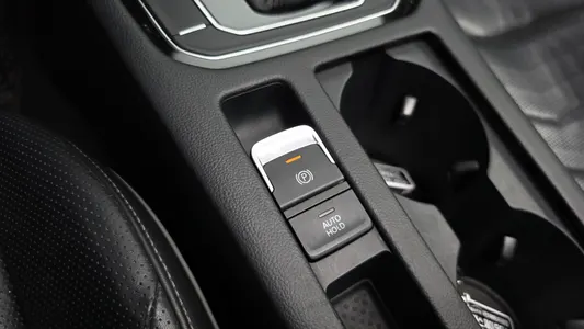 Volkswagen 아테온 2.0 TDI 2019 27