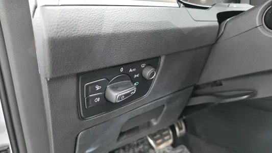 Volkswagen 아테온 2.0 TDI 2019 38