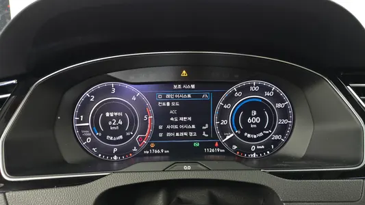 Volkswagen 아테온 2.0 TDI 2019 8