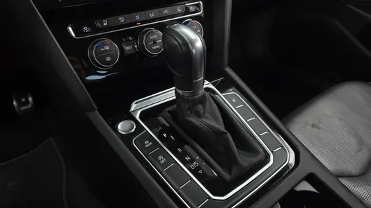 Volkswagen 아테온 2.0 TDI 2019 9