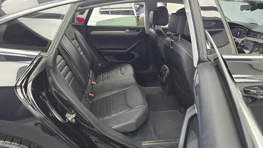 Volkswagen 아테온 2.0 TDI 2019 11