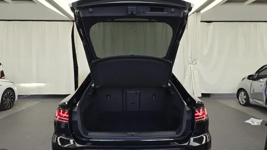 Volkswagen 아테온 2.0 TDI 2019 19