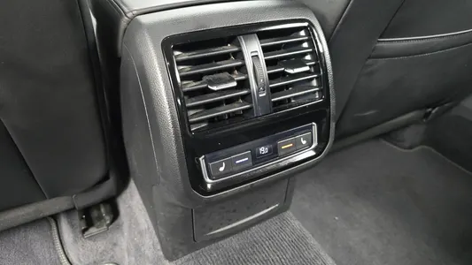 Volkswagen 아테온 2.0 TDI 2019 31