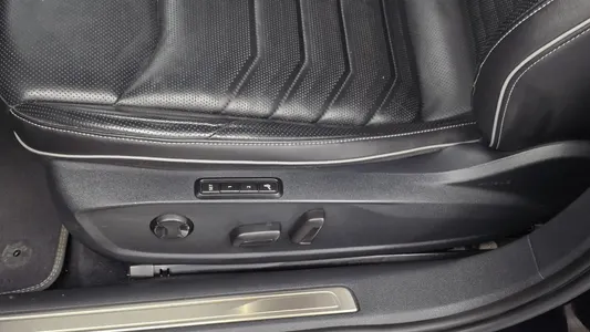 Volkswagen 아테온 2.0 TDI 2019 32