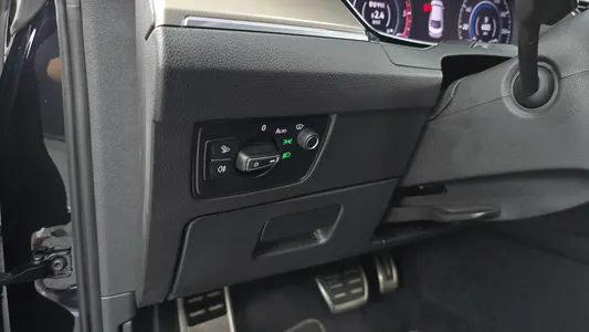 Volkswagen 아테온 2.0 TDI 2019 28