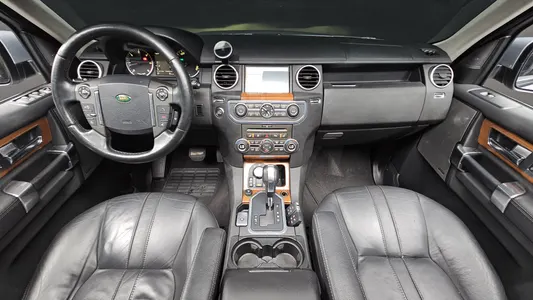 Land Rover 4 3.0 TDV6 HSE 2010 6