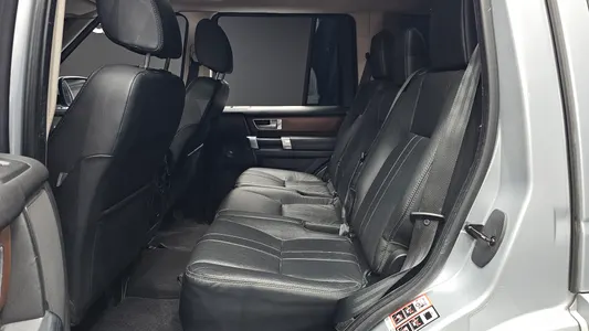 Land Rover 4 3.0 TDV6 HSE 2010 10