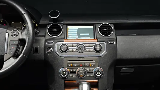 Land Rover 4 3.0 TDV6 HSE 2010 13