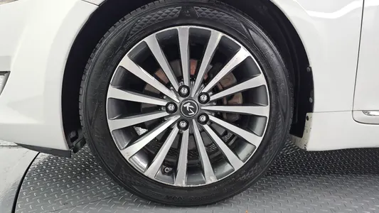 Kia K7 2.4 GDI 2011 5