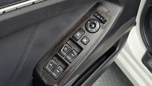 Kia K7 2.4 GDI 2011 32