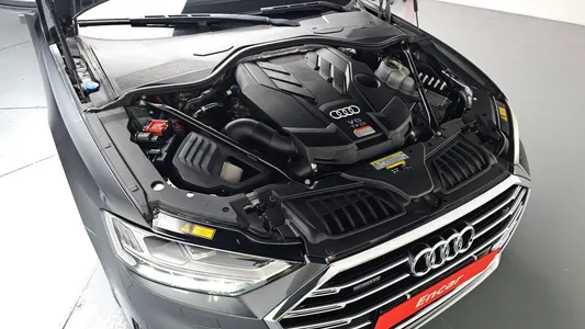 Audi A8 (D5) 55 TFSI LWB 2019 6