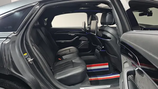 Audi A8 (D5) 55 TFSI LWB 2019 11