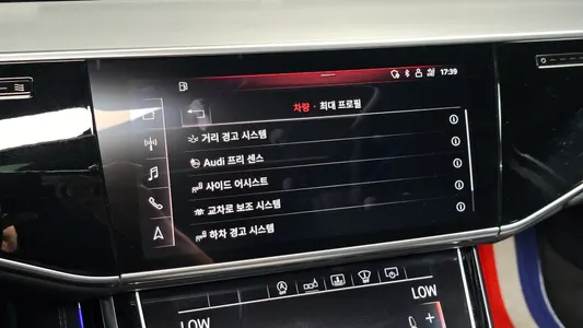 Audi A8 (D5) 55 TFSI LWB 2019 20