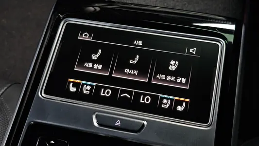 Audi A8 (D5) 55 TFSI LWB 2019 33