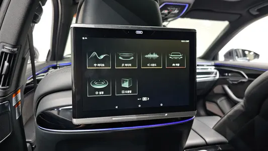 Audi A8 (D5) 55 TFSI LWB 2019 34