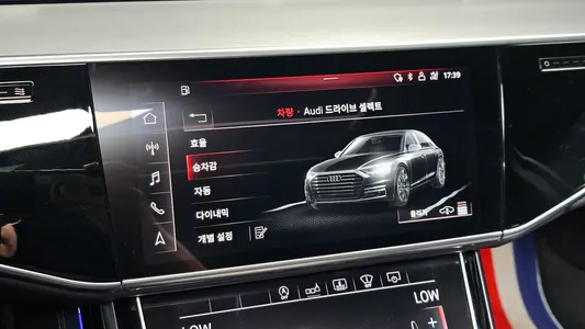 Audi A8 (D5) 55 TFSI LWB 2019 28
