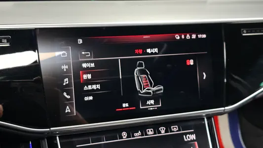 Audi A8 (D5) 55 TFSI LWB 2019 29
