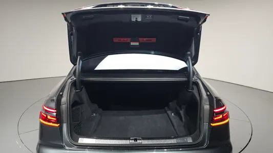 Audi A8 (D5) 55 TFSI LWB 2019 41