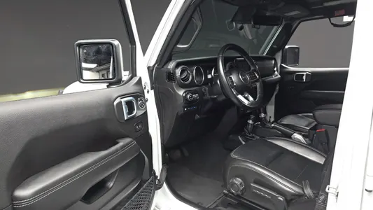 Jeep (JL) 2.0 4 4xe 2021 10
