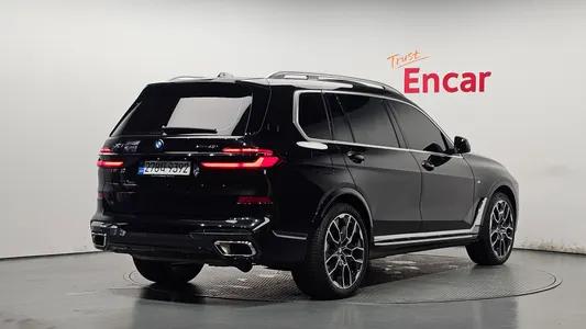 BMW X7 (G07) xDrive 40i M 6 2025
