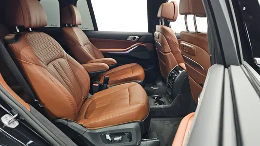 BMW X7 (G07) xDrive 40i M 6 2025 10