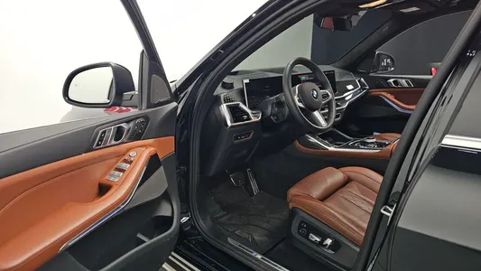 BMW X7 (G07) xDrive 40i M 6 2025 9
