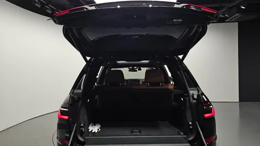 BMW X7 (G07) xDrive 40i M 6 2025 19