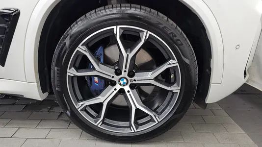 BMW X5 (G05) xDrive 40i M 2025 4
