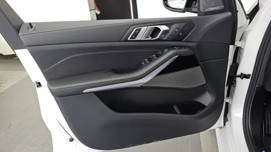 BMW X5 (G05) xDrive 40i M 2025 24
