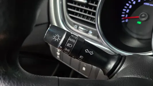 Kia K5 LPI 2013 19