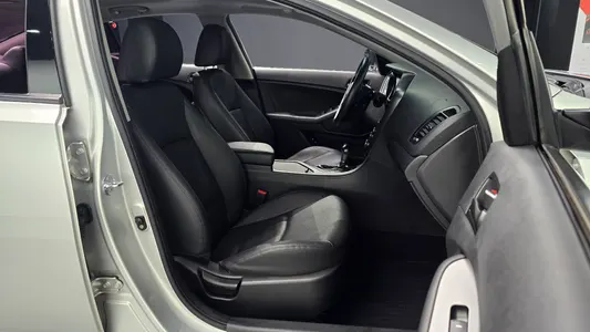 Kia K5 LPI 2013 26