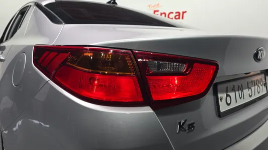 Kia K5 LPI 2013 23