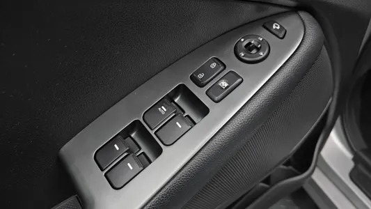 Kia K5 LPI 2013 28