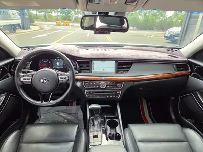 Kia K7 3.0 LPI () 2017 6