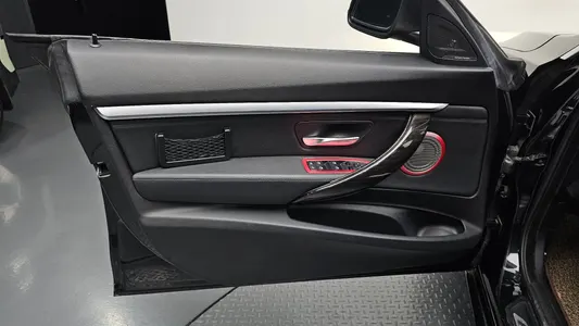BMW 3 Series GT (F34) GT 320d 2014 25