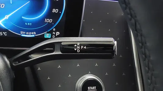 Mercedes-Benz EQE V295 EQE350+ 2022 9