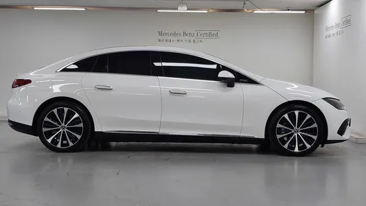 Mercedes-Benz EQE V295 EQE350+ 2022 12