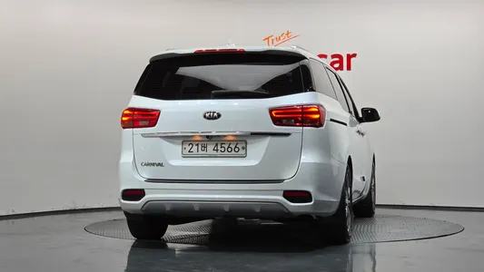 Kia 카니발 9 2018 4