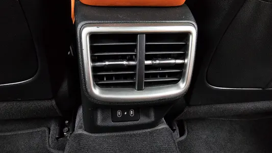 Kia K5 3 2.0 2023 19