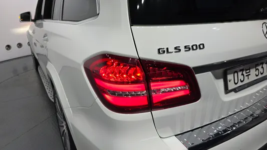 Mercedes-Benz GLS-Class X166 GLS500 4MATIC 2017 23