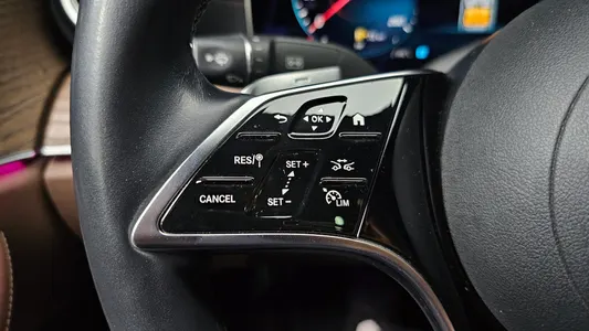 Mercedes-Benz E-Class W213 E300e 4MATIC 2021 31