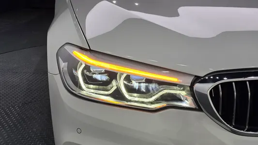 BMW 5 Series (G30) 530e 2020 22
