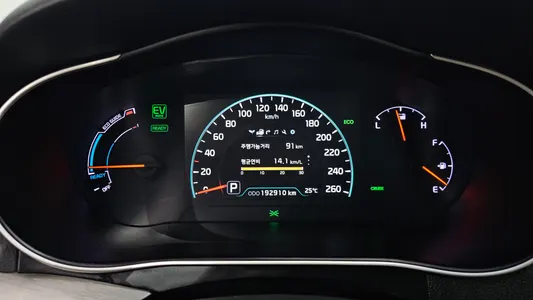 Kia K7 700h 2014 8