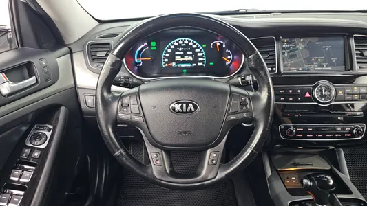 Kia K7 700h 2014 13